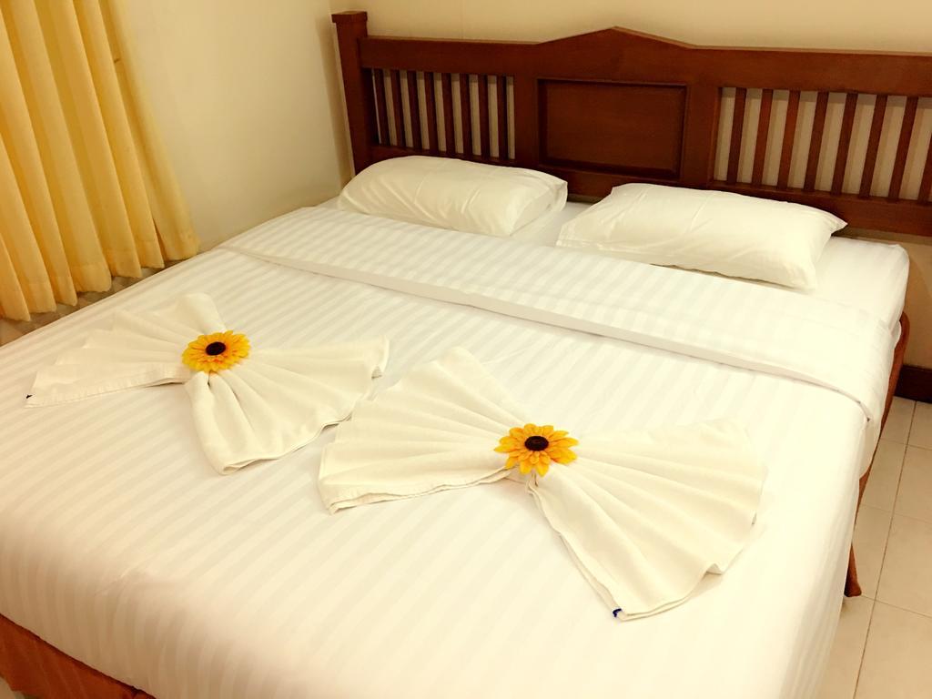Same Same Guesthouse Patong Exterior foto